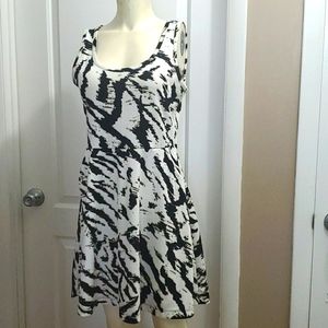 🔥$3×15🔥kardashian Kollection tank dress cream and black